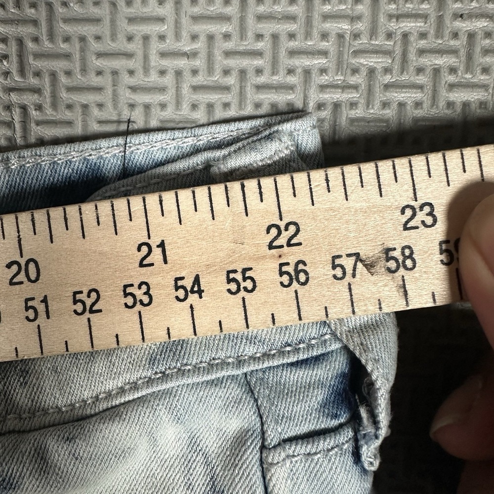 True Religion Rocco Relaxed Skinny Jeans Mens 44x33 Acid Wash Denim No SN Flap - Picture 8 of 12